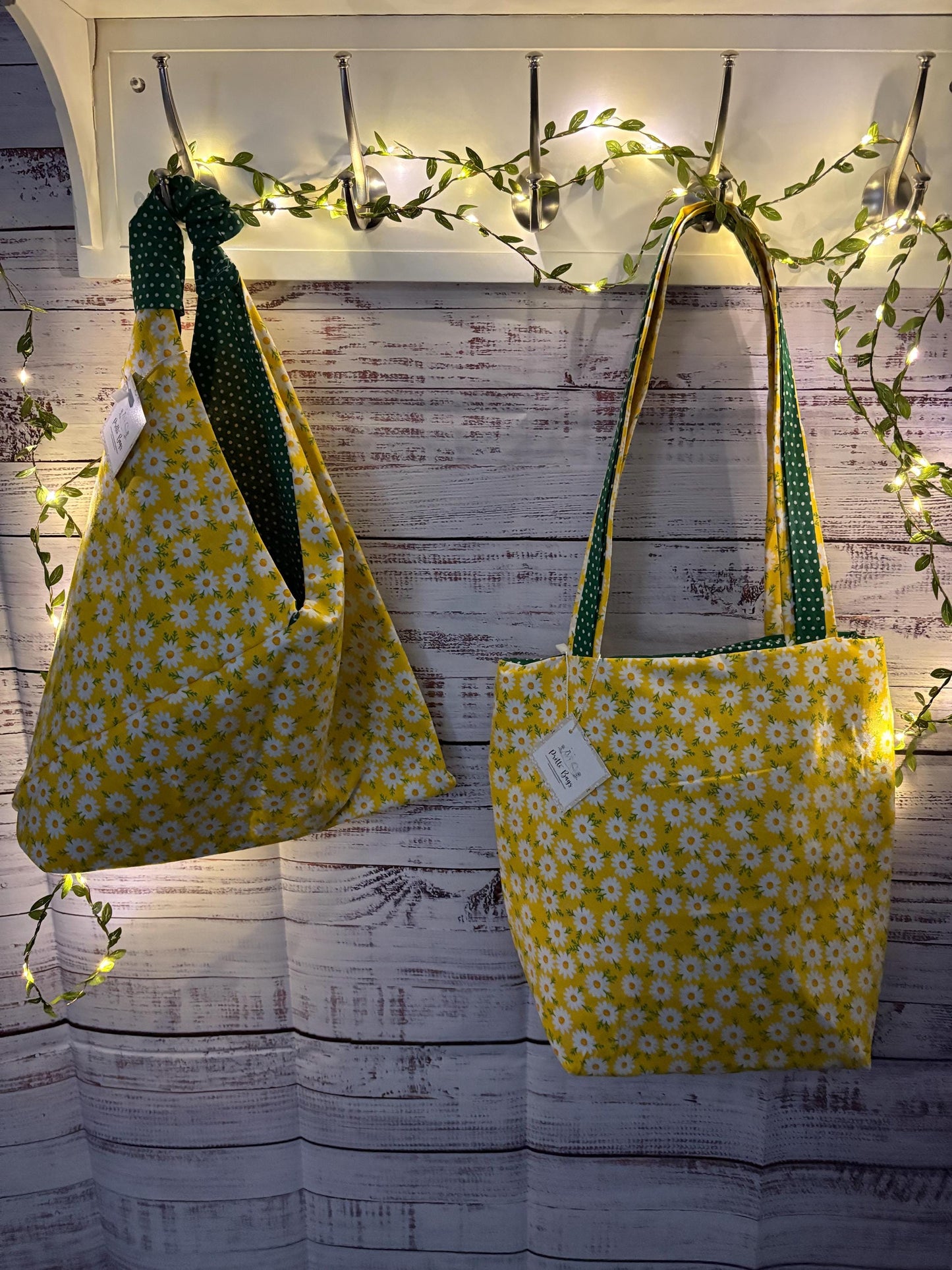 White Daisy Small Bag