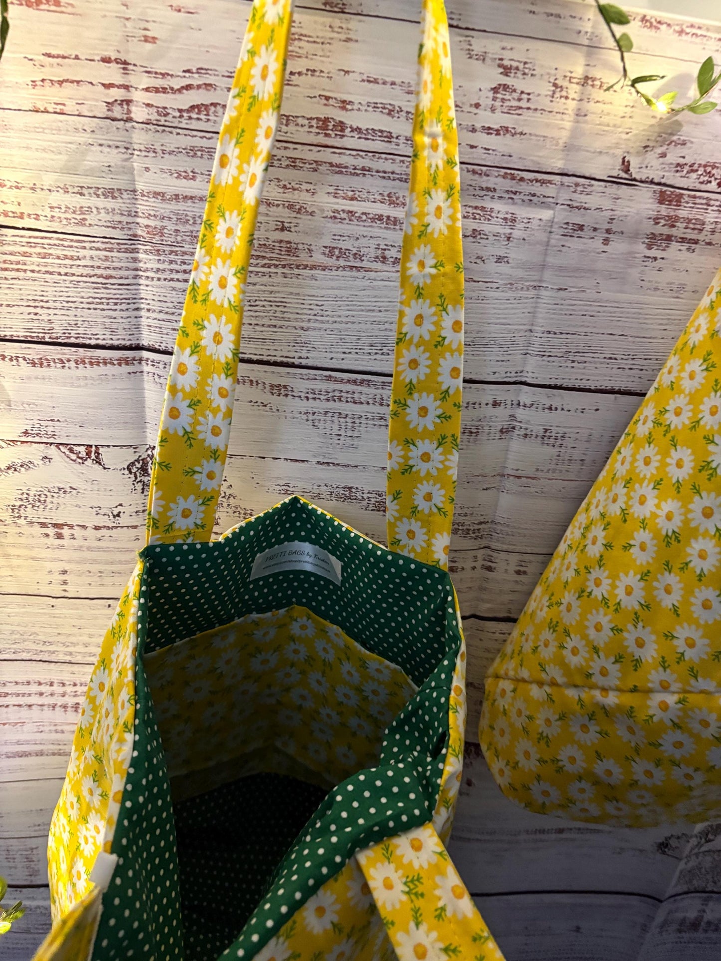 White Daisy Small Bag