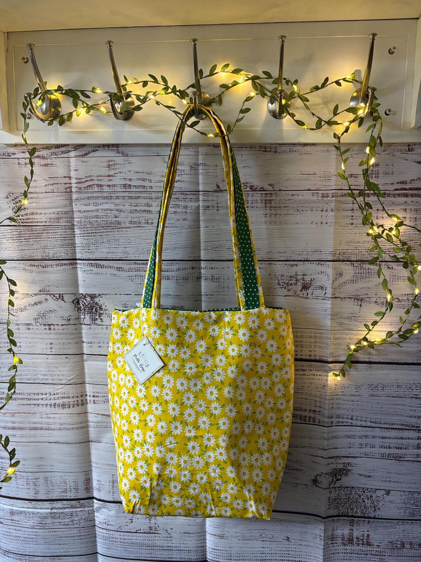 White Daisy Small Bag