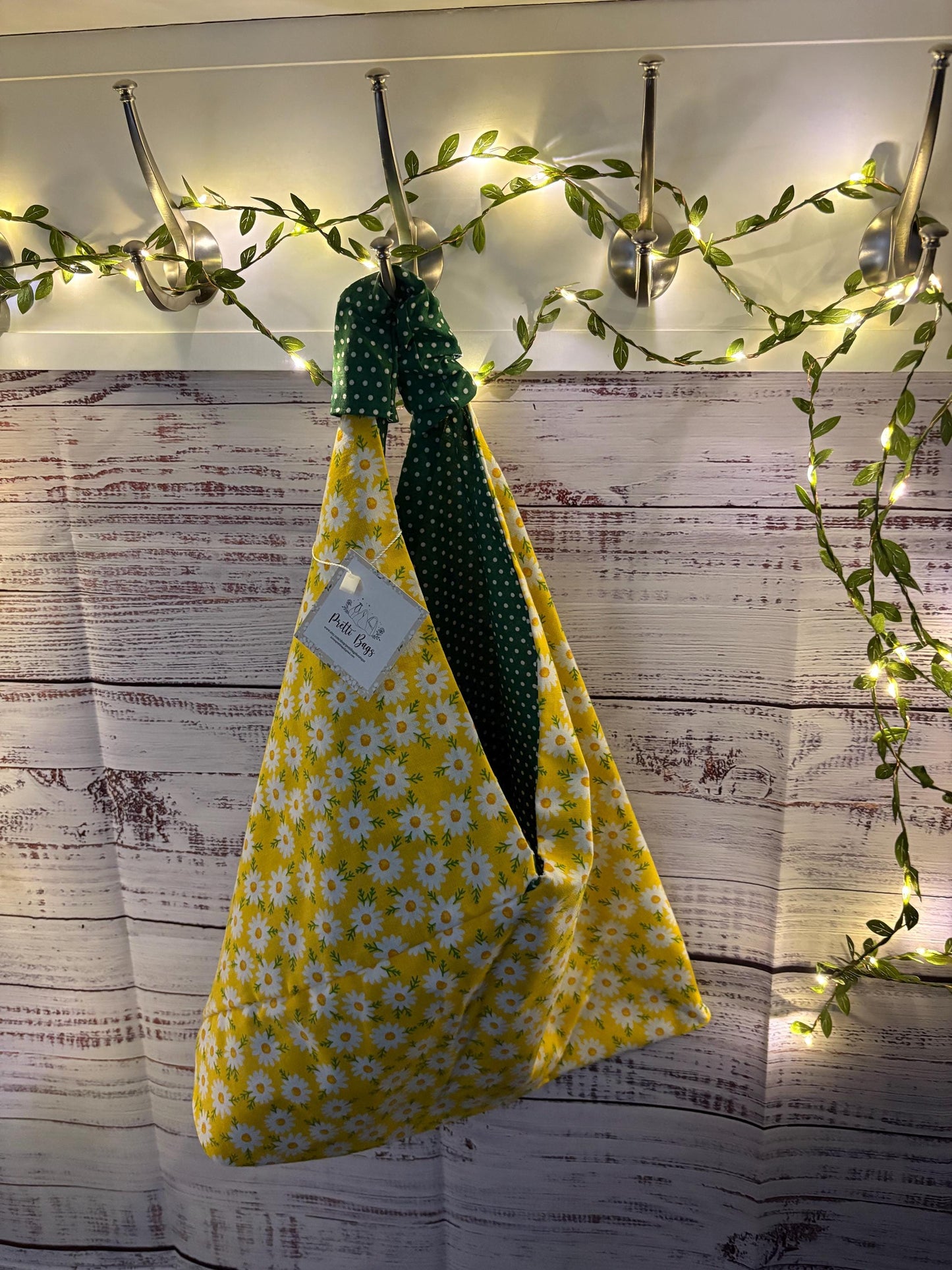 White Daisy Small Bag