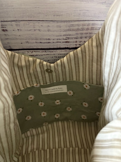 White Daisy Hobo Bag